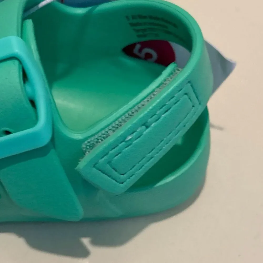 Cat & Jack Size 5 Strap Back Jelly Sandals Kelly Green Summer Beach Pool NWT